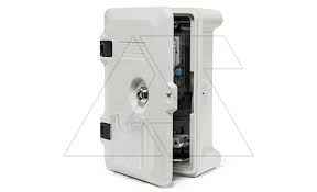 Щит навесной 320x210x130мм (ВxШxГ) из композитного (SMC) материала с монт. панелью, IP65