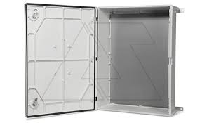 Щит навесной 700x500x140мм (ВxШxГ) из композитного (SMC) материала с монт. панелью, IP65