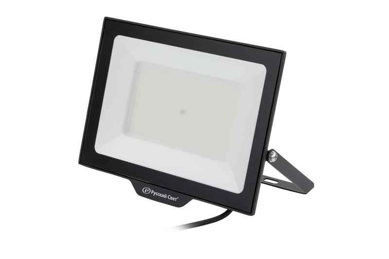 Прожекторы и светильники направленного света