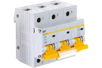 Автомат (ВА 47-100) 3п  32А (C) ИЭК