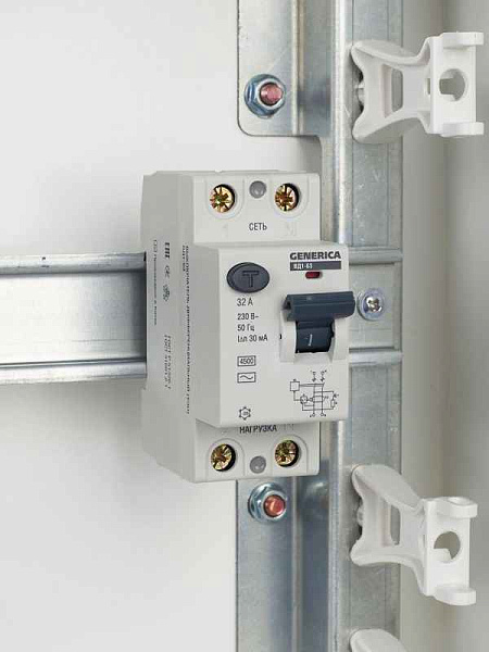 Выключатель дифференциального тока (УЗО) 2п 32А 30мА тип AC ВД1-63 GENERICA MDV15-2-032-030 