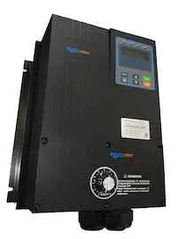 (1,1 кВтx380 В)  Преобразователь частоты INNOVERT IPD112P43B-VR IP54, выходной ток 3 А, встроенный потенциометр INNOVERT