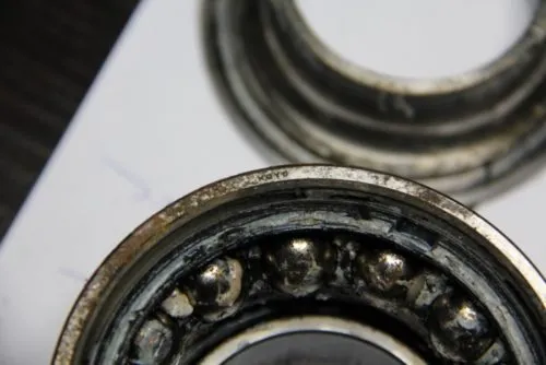 dirty bearing.jpg