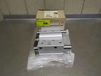 Цилиндр короткого хода с направляющими  G3/8" MGPM80TF-75