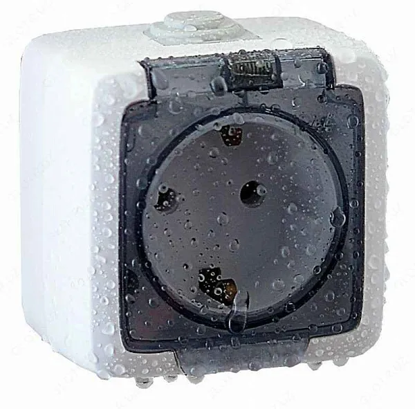 xегель Альфа Розетка о/у 1м с ЗК брызгозащ. IP44 (250В, 16А) белый РА16-211