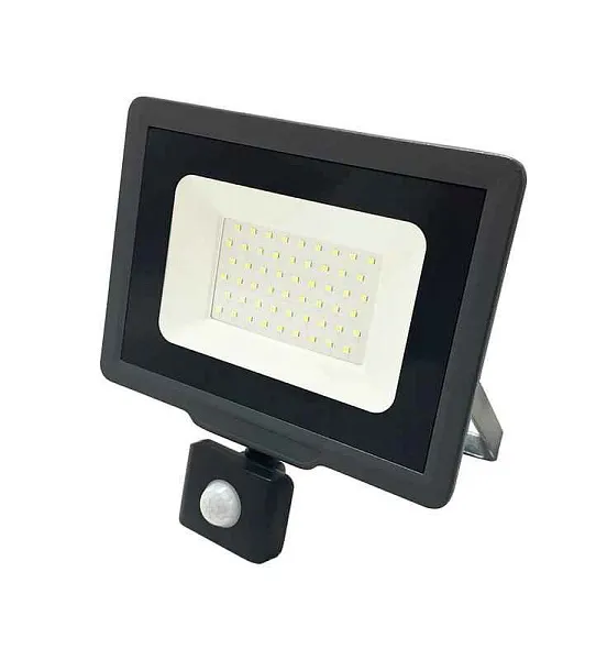 Прожектор светодиодный PFL-C3 SENSOR 50Вт 6500К IP65 ДО закален. прозр. стекло датчик движения инфракрасный Pro JazzWay 5026940A
