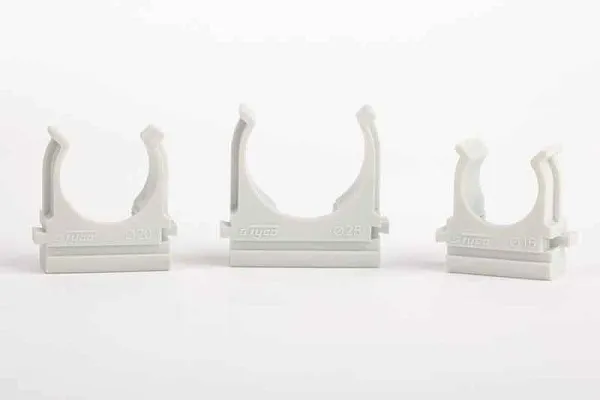 Держатель для труб (клипса) d20мм для монтажн. пистолета пластик Ruvinil К01220 