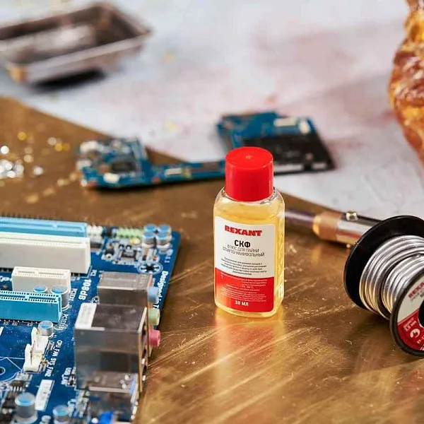 Флюс для пайки СКФ спирто-канифольный 30мл Rexant 09-3640 