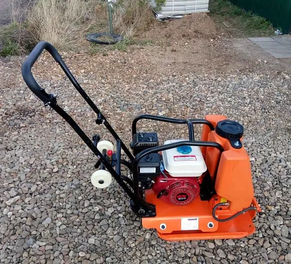 GROST VH 80C Виброплита поступательного движения.