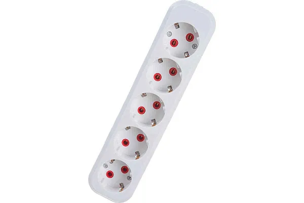 Колодка розеточная 5 гнезд с з/к АБС пластик, белая NCA-BL01-05-E-WH Navigator 61588